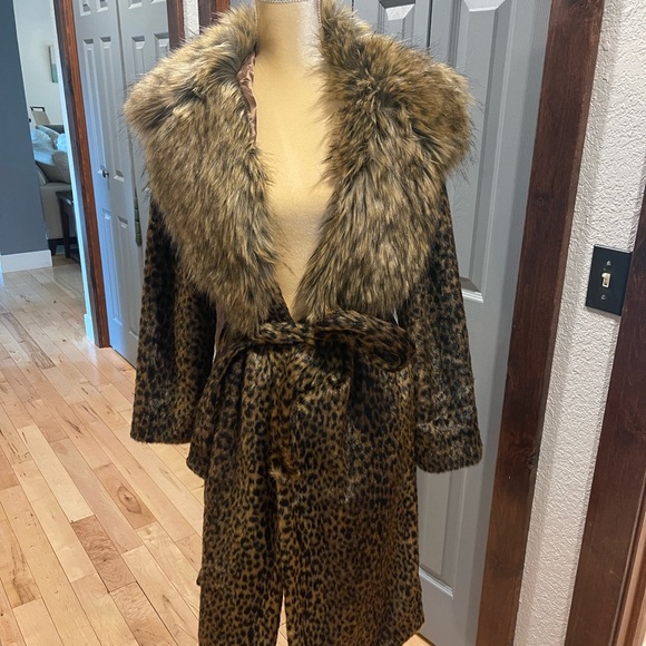 Show Me Your Mumu Minelli Faux Fur trench coat - Picture 9 of 9